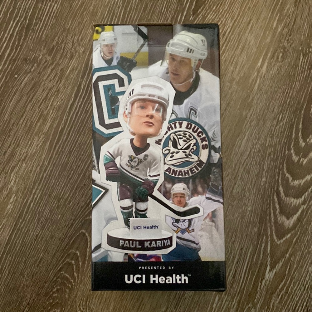 Anaheim Ducks Hockey Paul Kariya Bobble Head